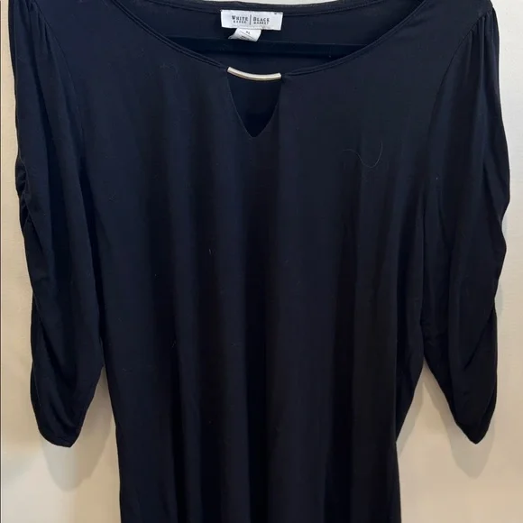 White House Black Market Black Top - Picture 7 of 7